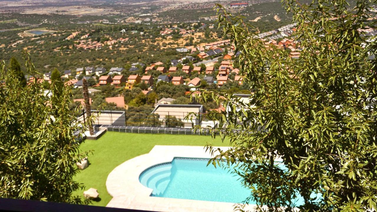 Villa Los Angeles El Espinar Εξωτερικό φωτογραφία