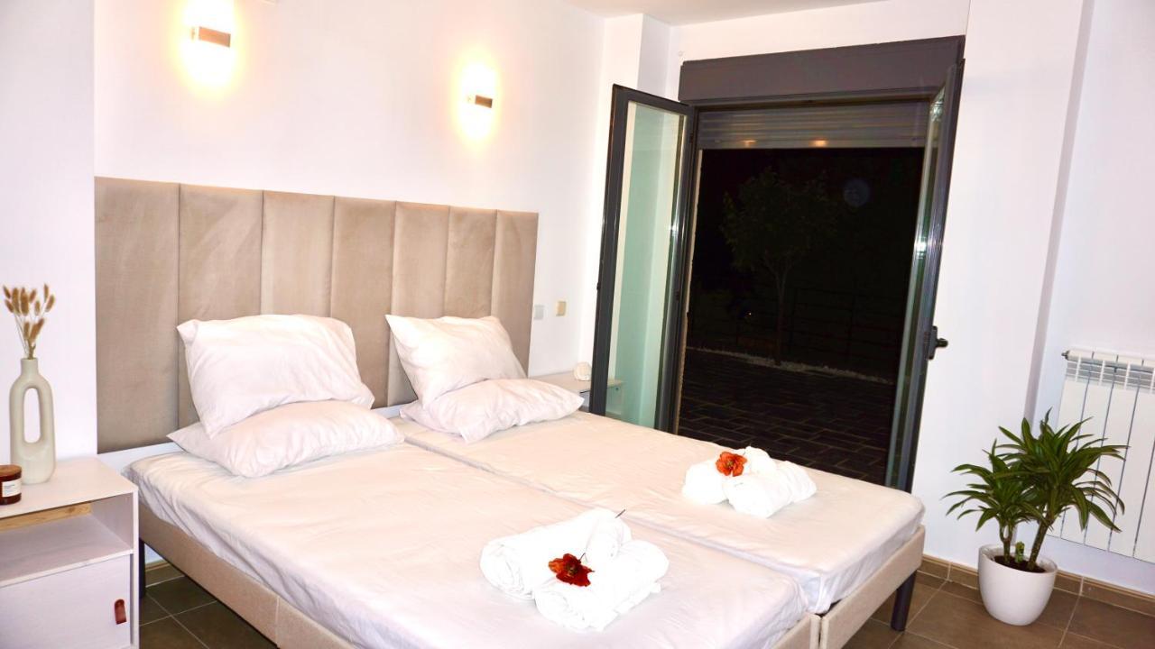 Villa Los Angeles El Espinar Εξωτερικό φωτογραφία